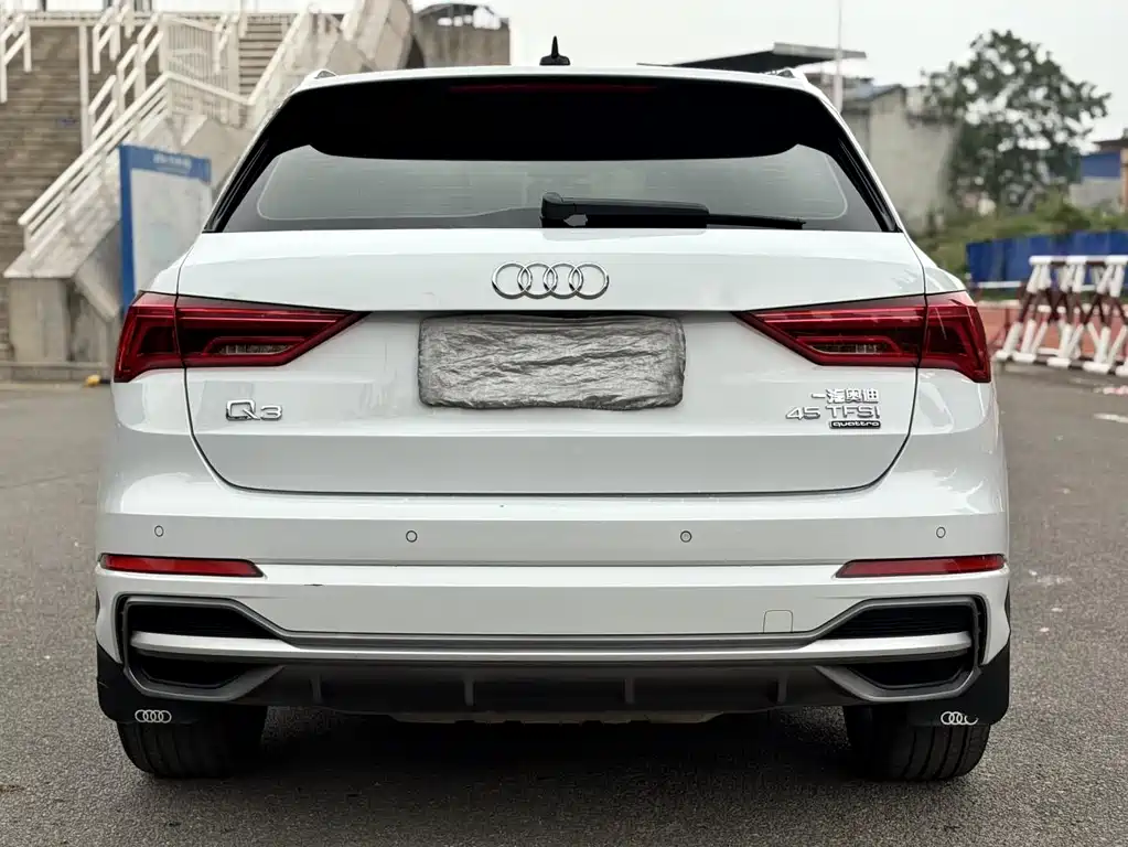 Audi Q3 2022
