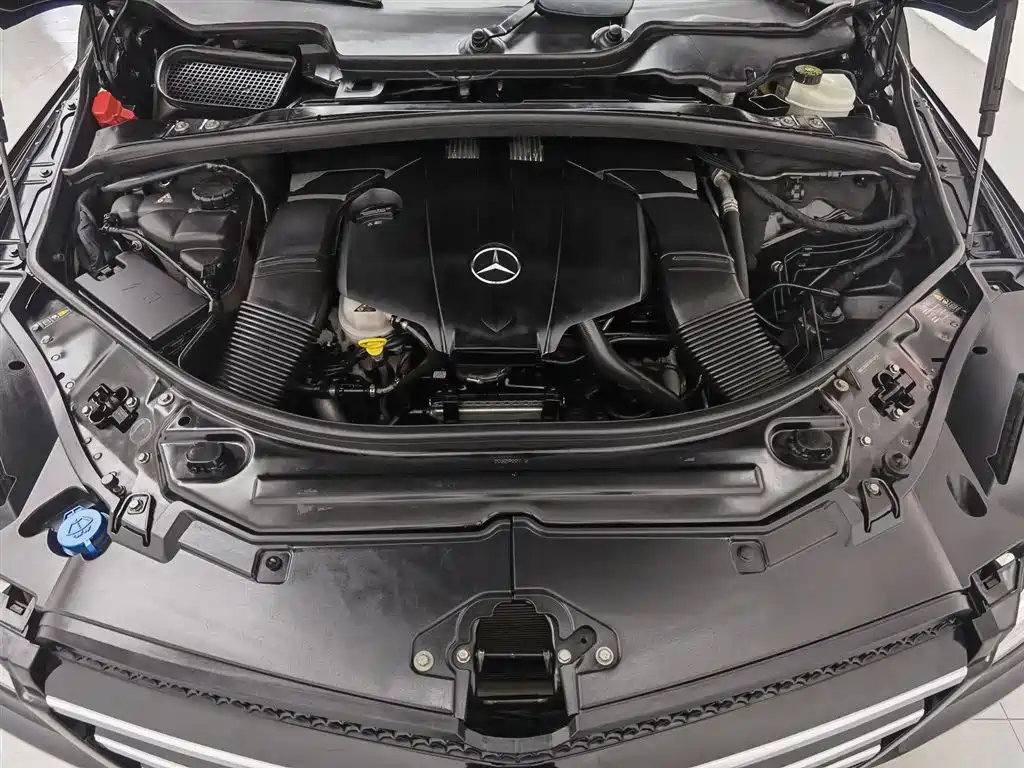 Mercedes-Benz R-Class 2016 — фото 6