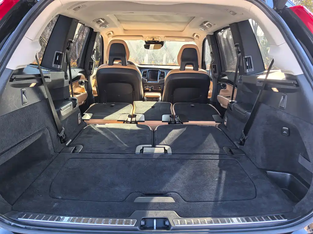 Volvo XC90 2016 — фото 13