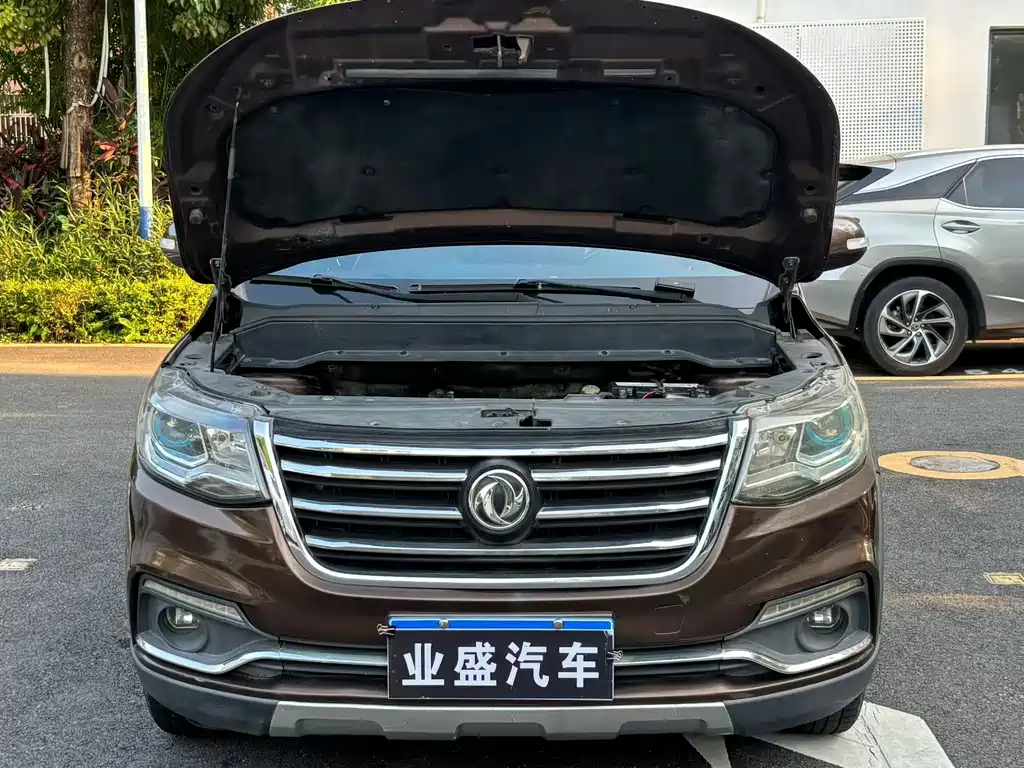 Dongfeng Fengxing SX6 2017 — фото 8