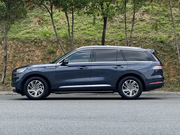Lincoln Aviator 2021