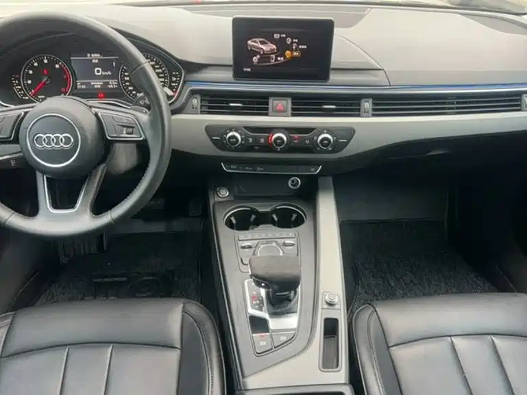 Audi A4L 2017