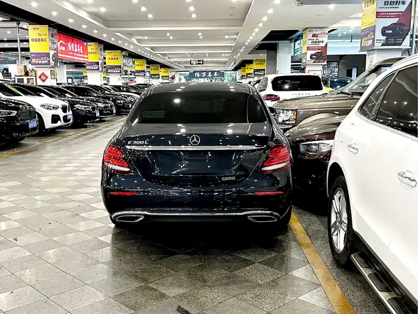 Mercedes-Benz E-Class 2016