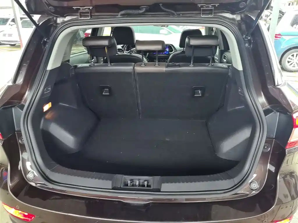 GAC Motor Trumpchi GS4 2018 — фото 12