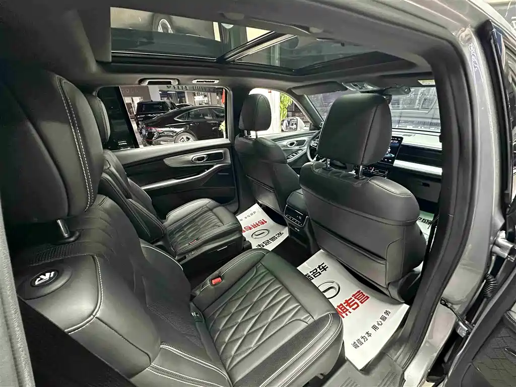 GAC Motor Trumpchi GS8 2023 — фото 28