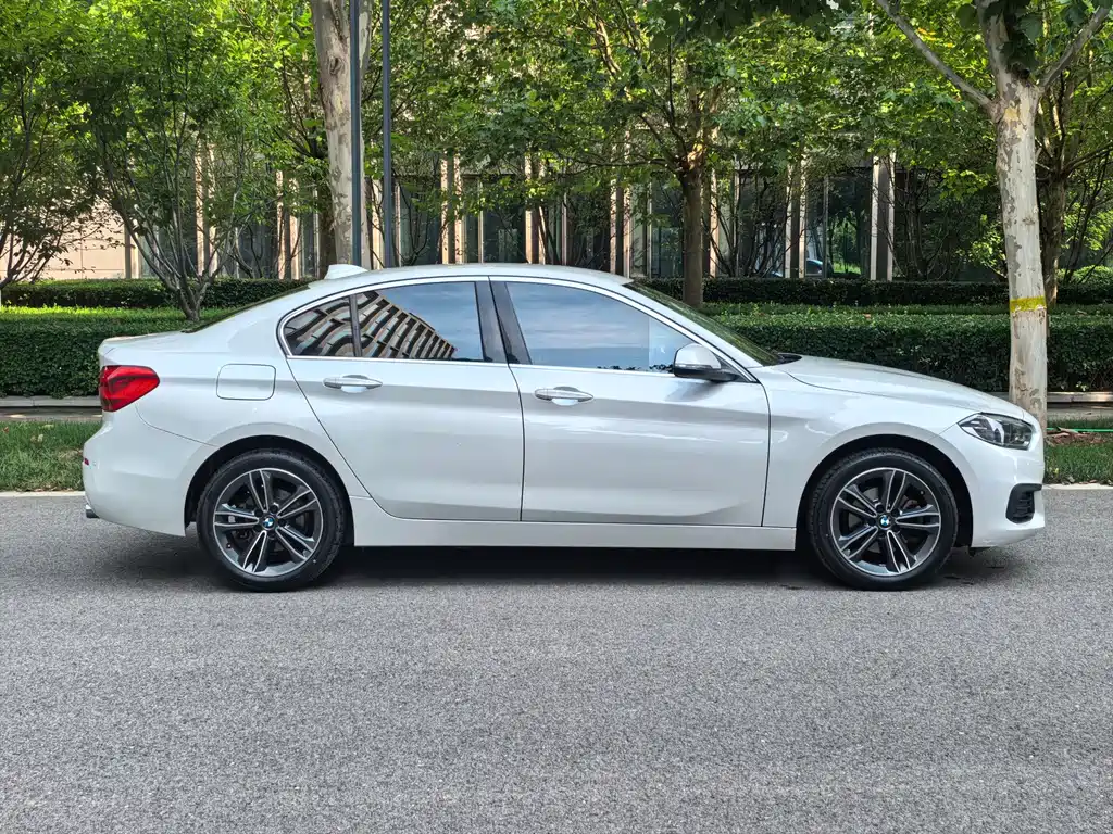 BMW 1 Series 2020