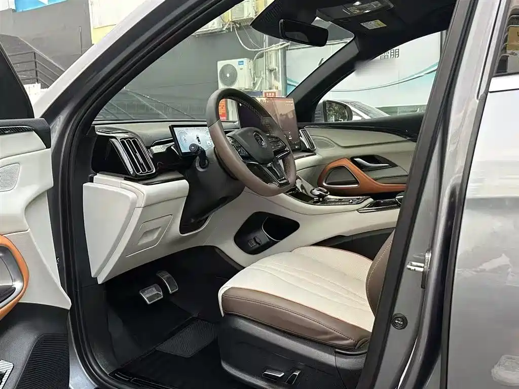 BYD Pro New Energy 2023 — фото 15