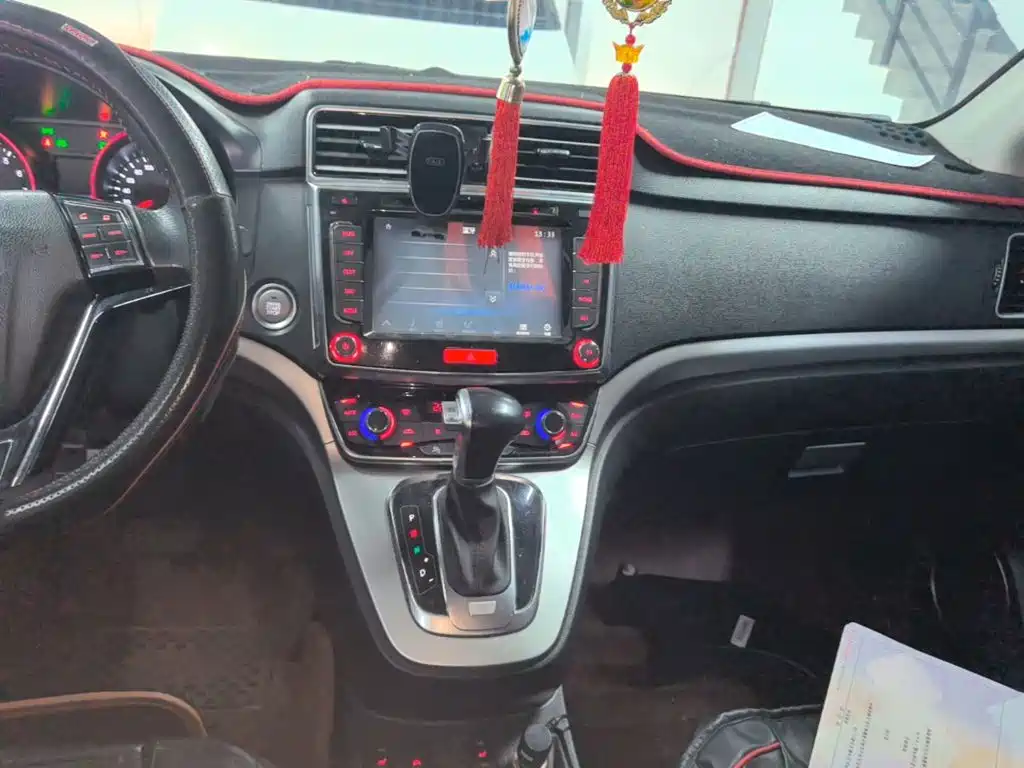 Haval H6 2015 — фото 13