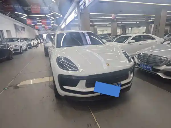 Porsche Macan 2023