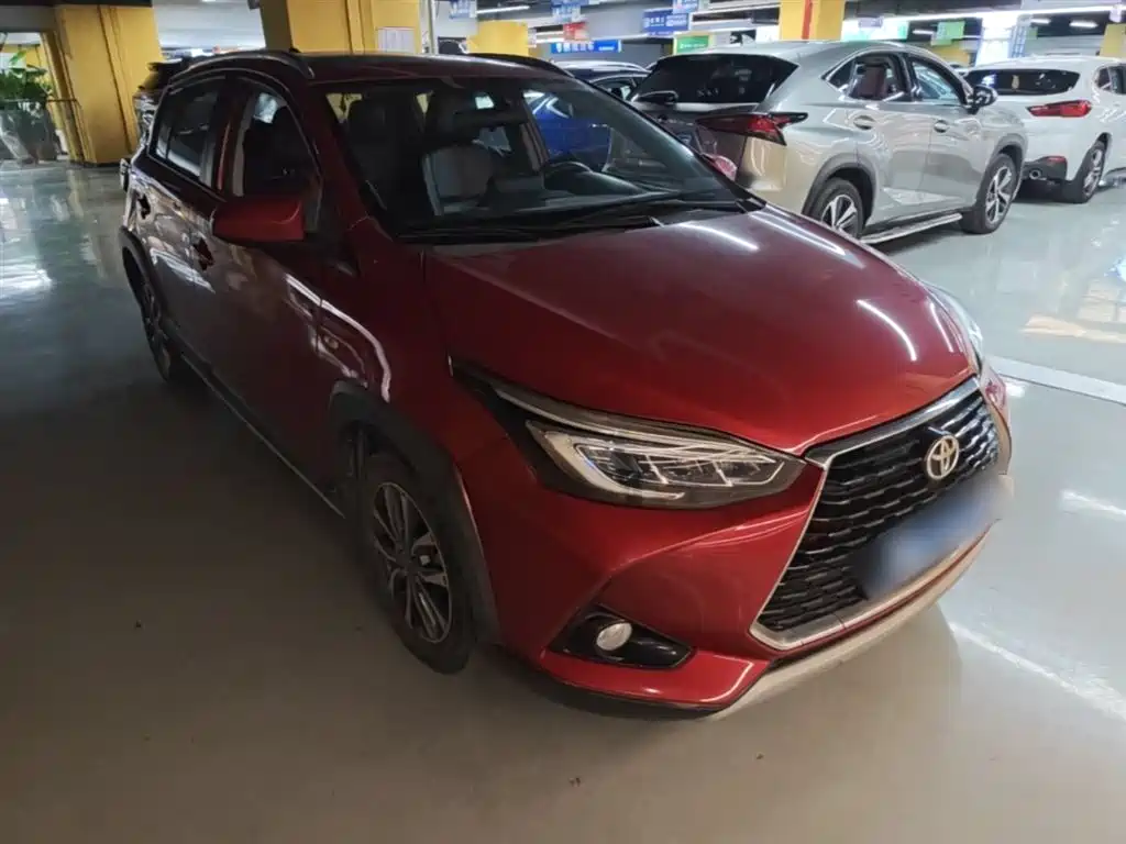 Toyota Yaris L 2020 — фото 10