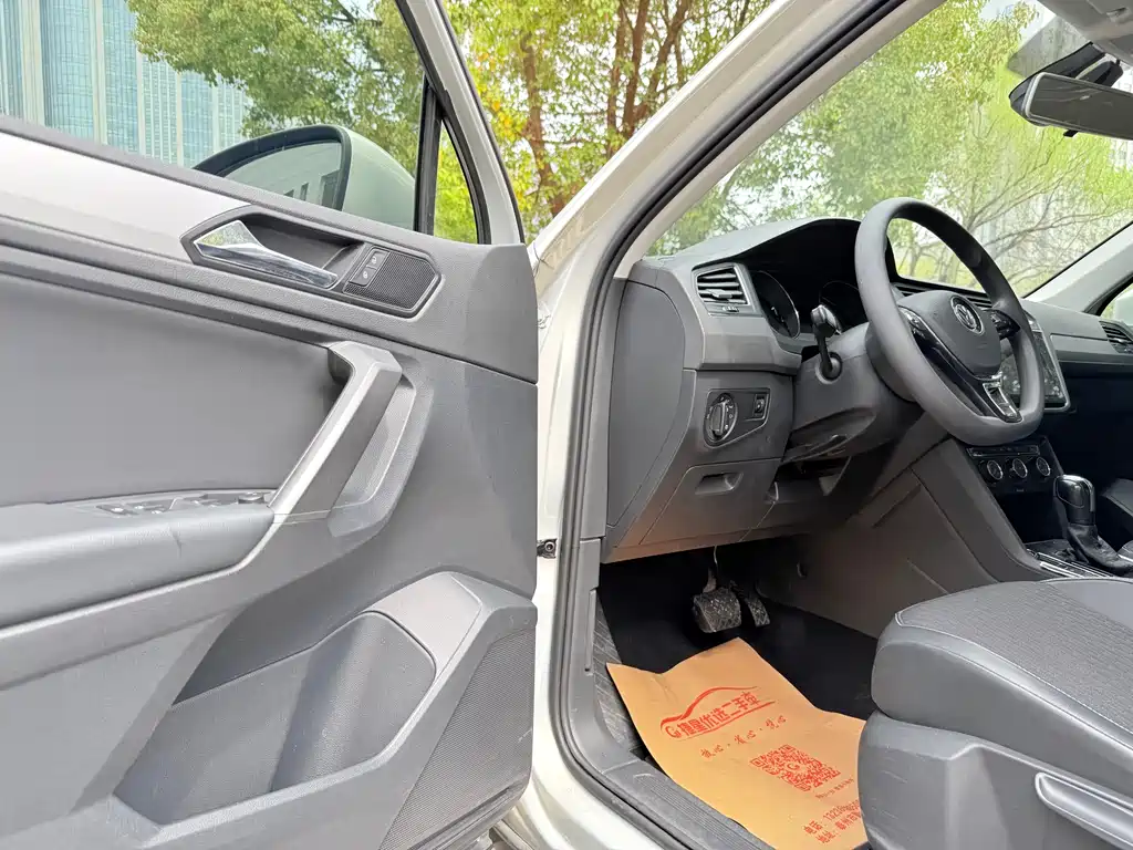 Volkswagen Tiguan L 2019 — фото 10