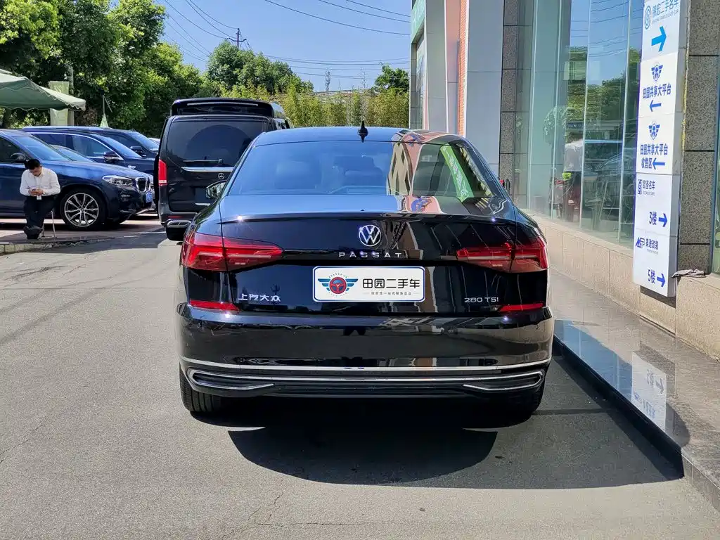 Volkswagen Passat 2022