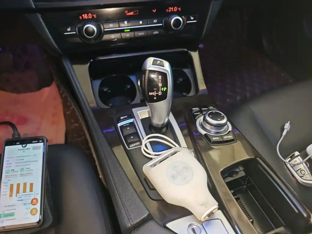 BMW 5 Series 2014 — фото 14