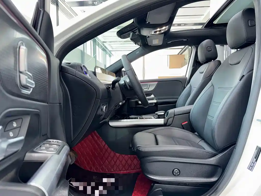 Mercedes-Benz GLA 2023 — фото 8