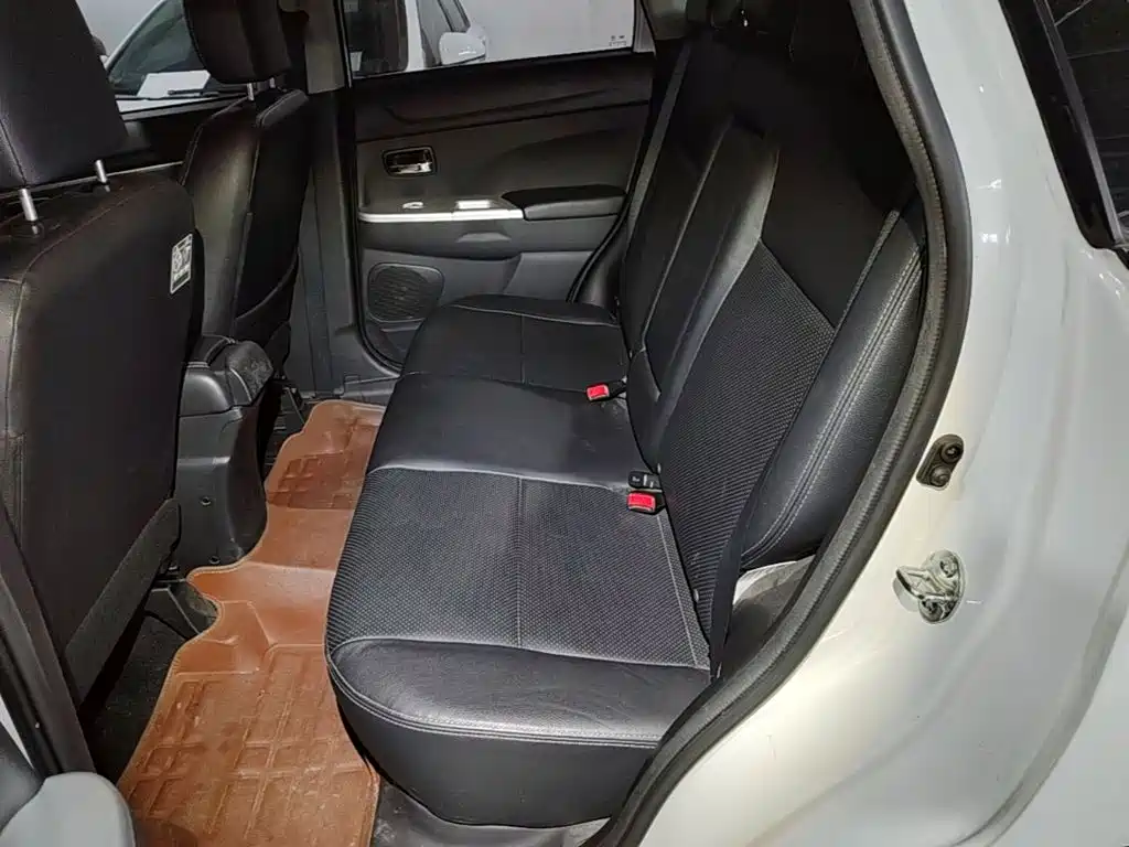 Mitsubishi Jinxuan ASX 2016 — фото 17