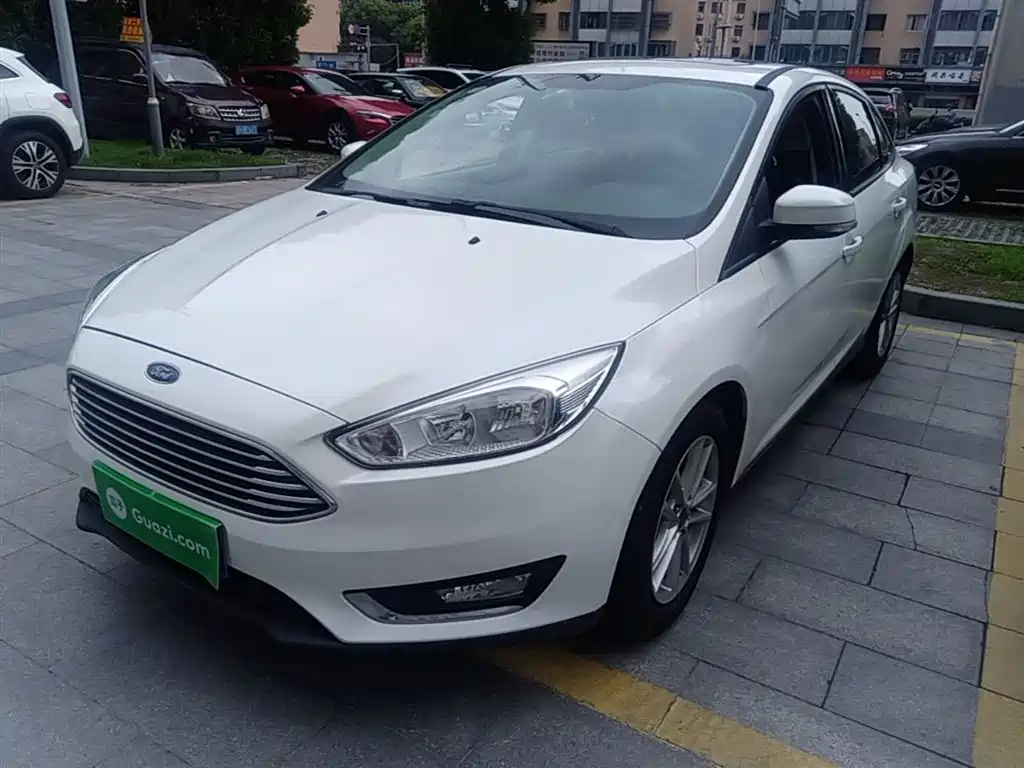 Ford Focus 2016 — фото 1