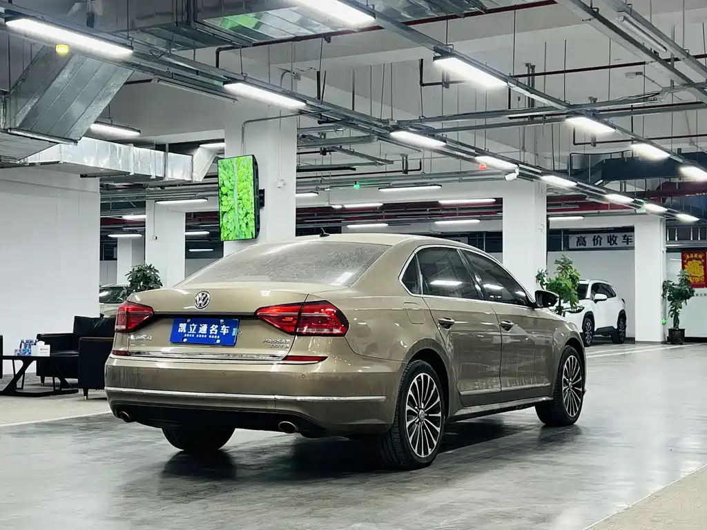 Volkswagen Passat 2017 — фото 5
