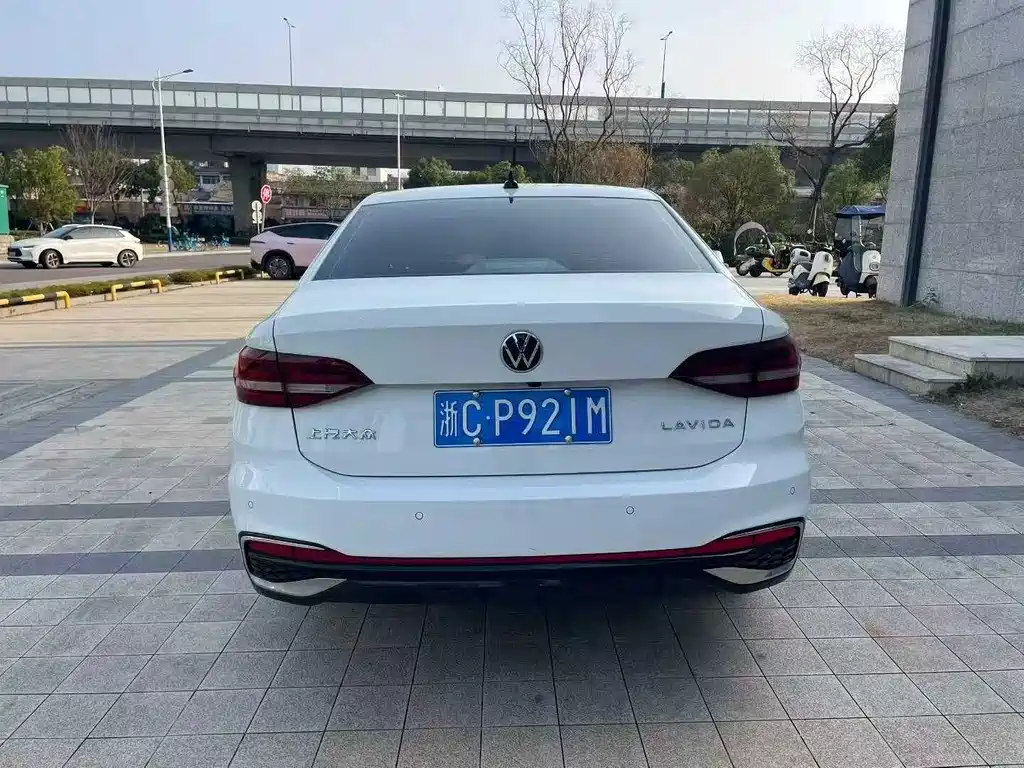 Volkswagen Lavida 2023