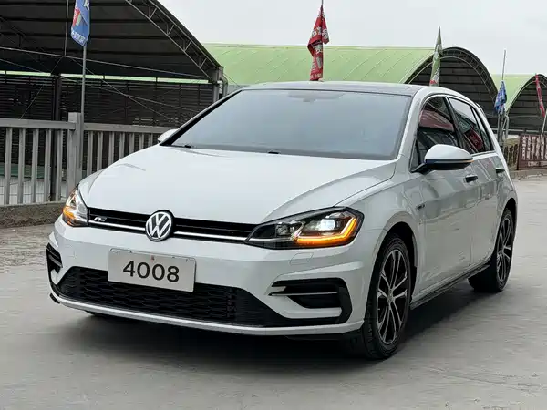 Volkswagen Golf 2020