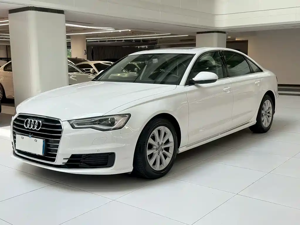 Audi A6L 2016 — фото 1