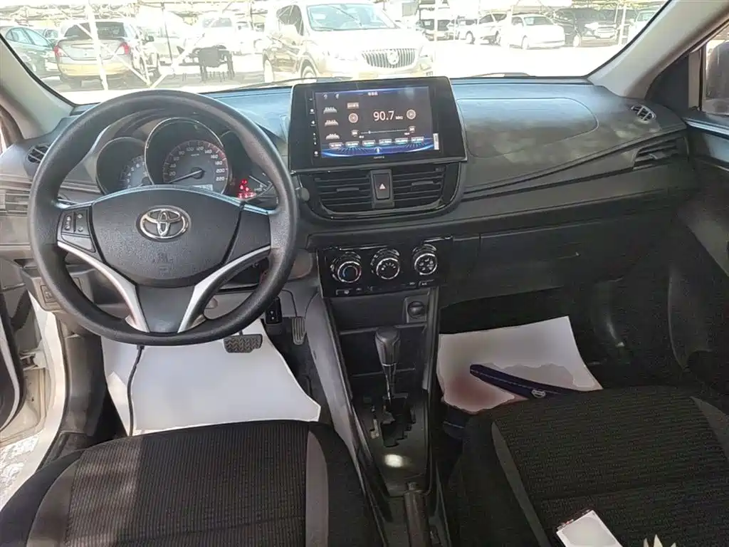 Toyota Vios 2021 — фото 10