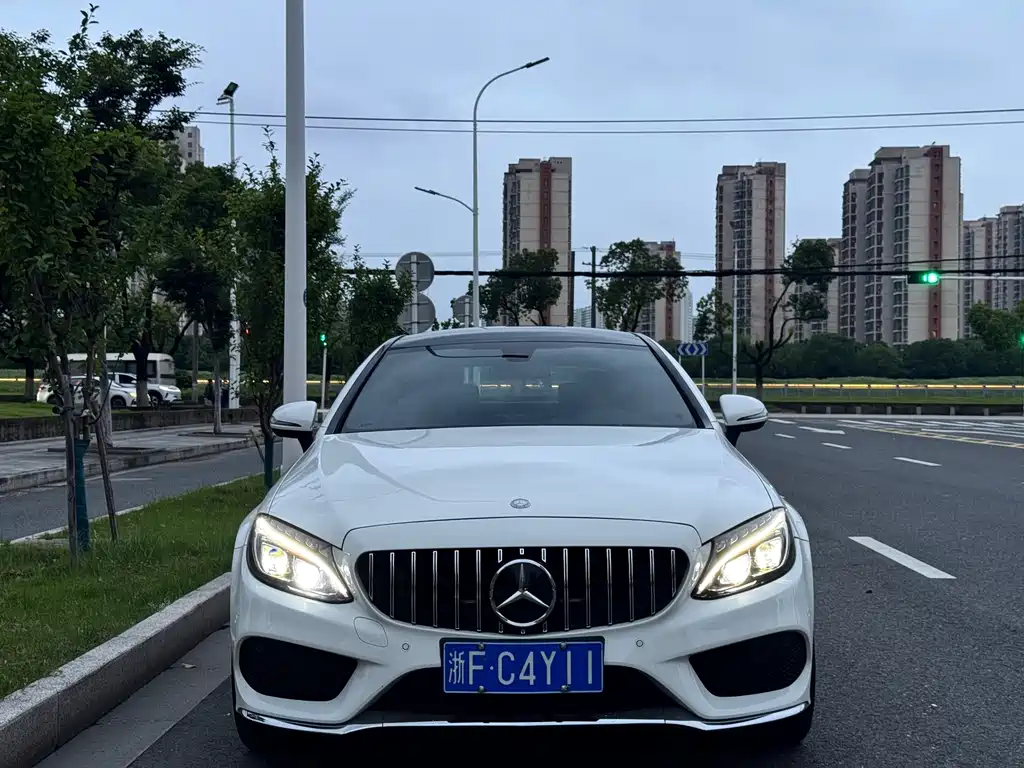 Mercedes-Benz C-Class 2017