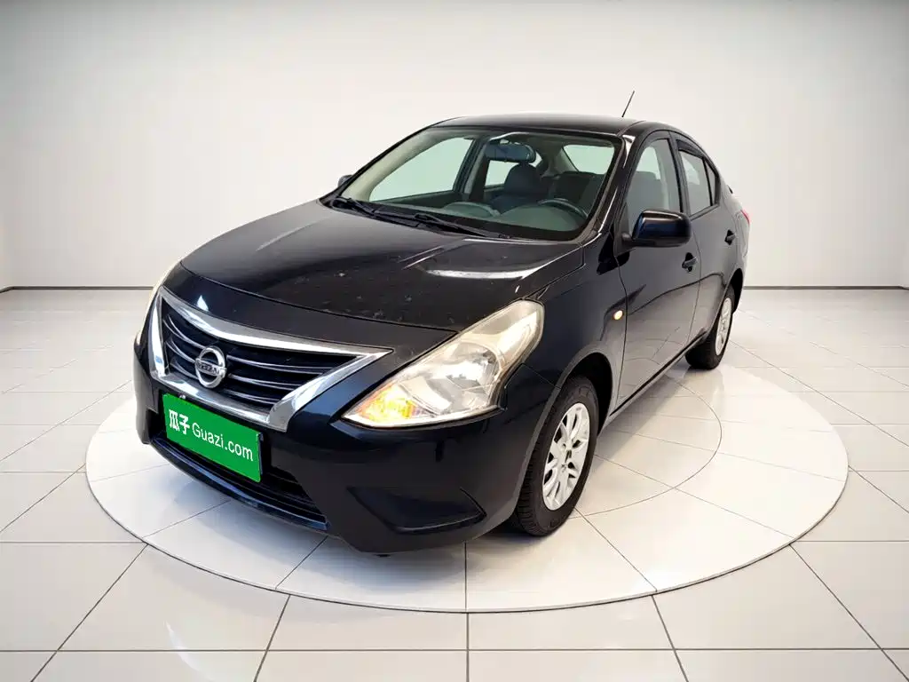 Nissan Sunny 2016