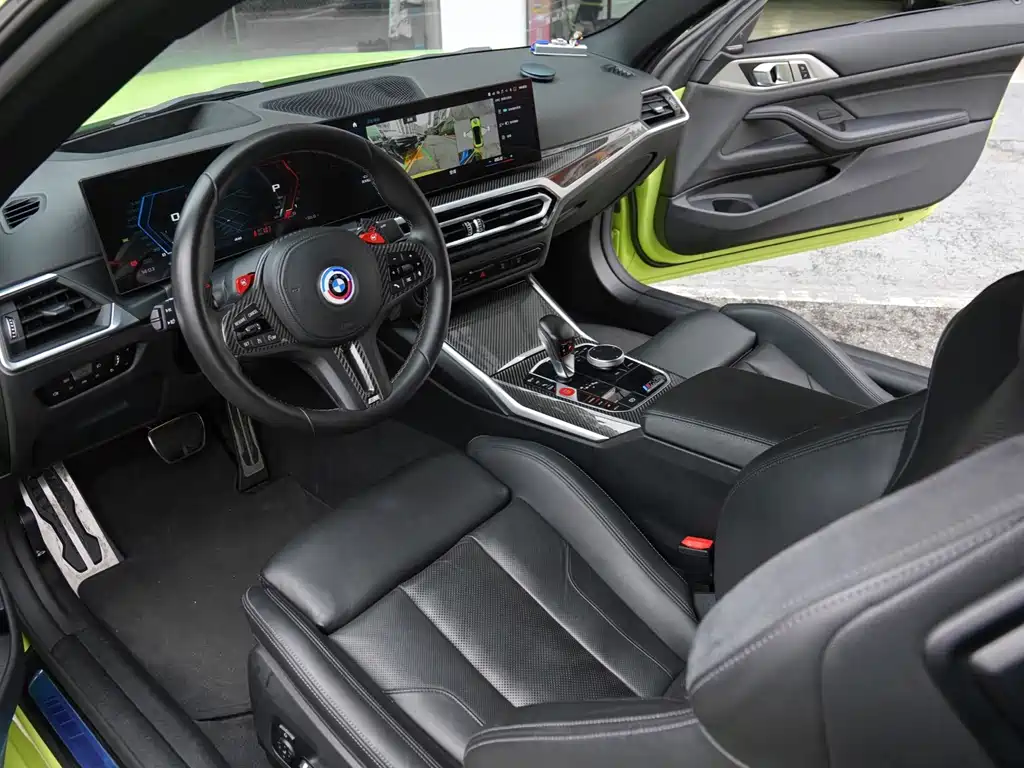 BMW M4 2024 — фото 4
