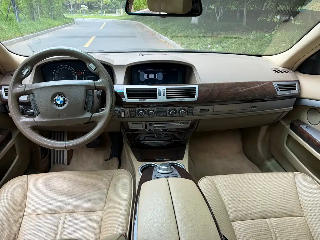 BMW 7 Series 2007 — фото 13