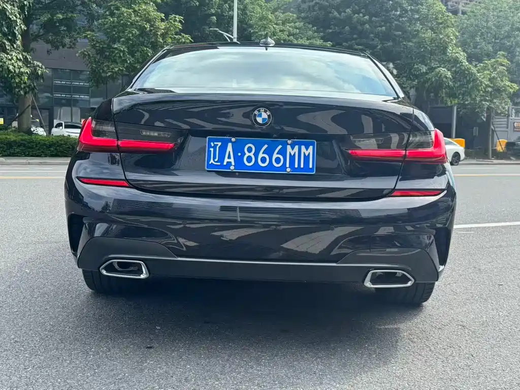 BMW 3 Series 2021