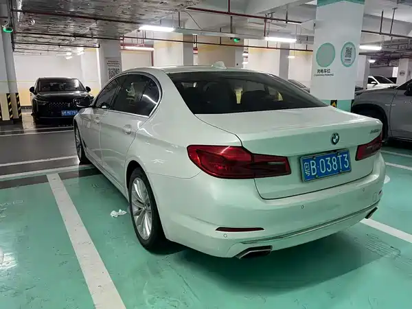 BMW 5 Series 2019