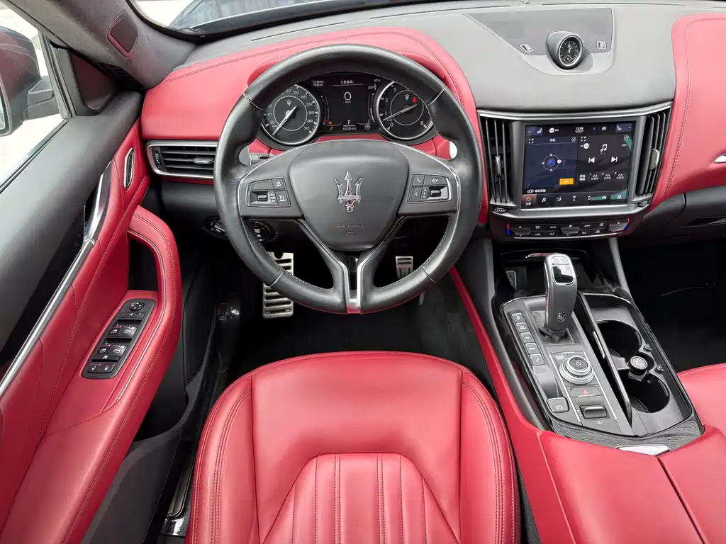 Maserati Levante 2021 — фото 10