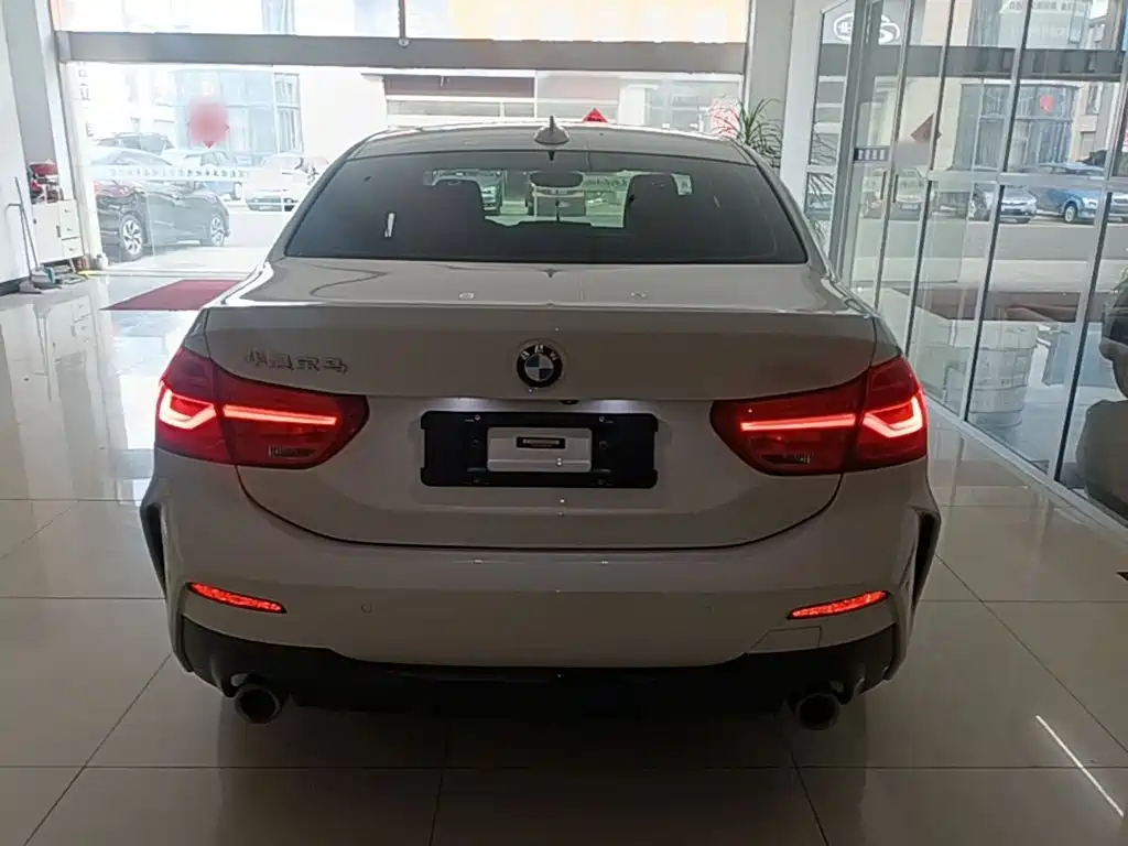 BMW 1 Series 2021