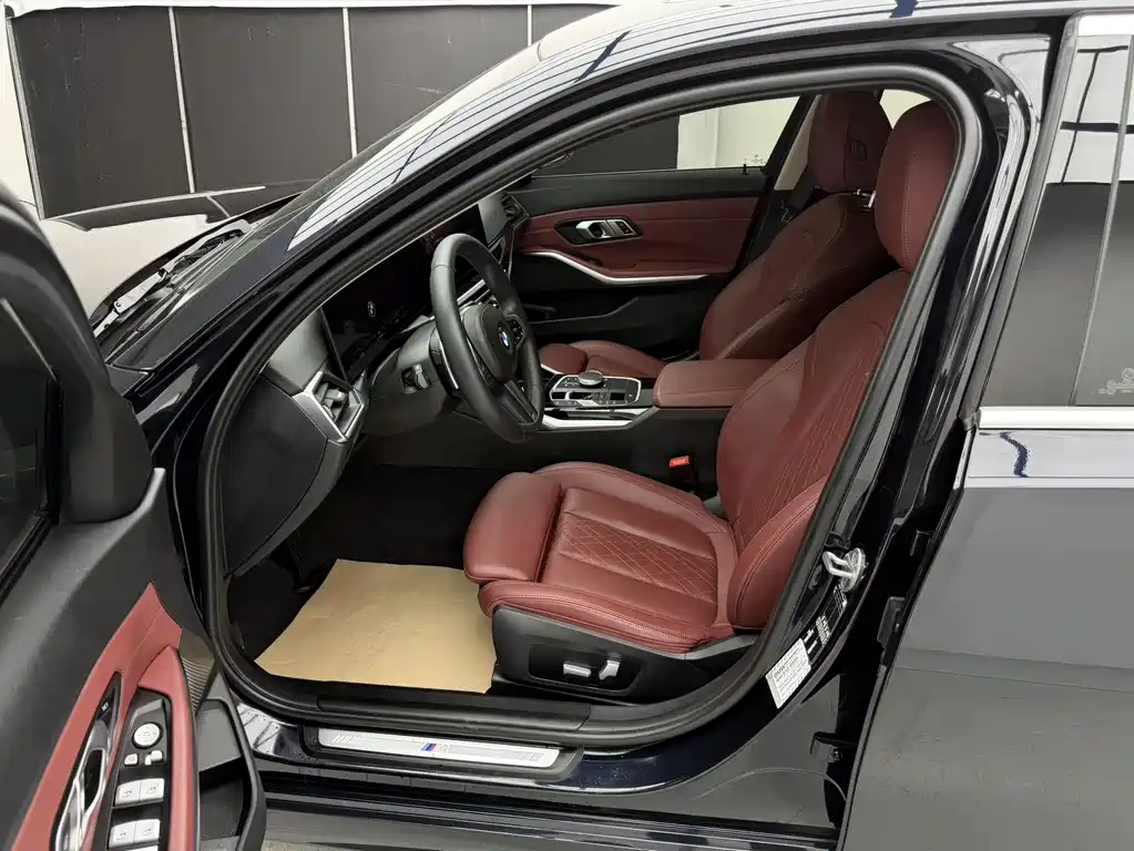 BMW 3 Series 2023
