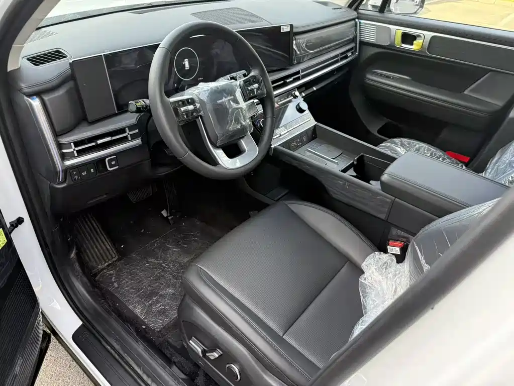 Hyundai Santa Fe — фото 11