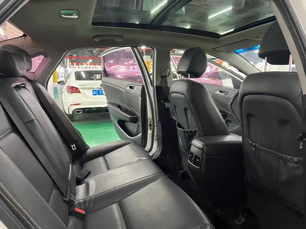 Hyundai Mistra 2017 — фото 6