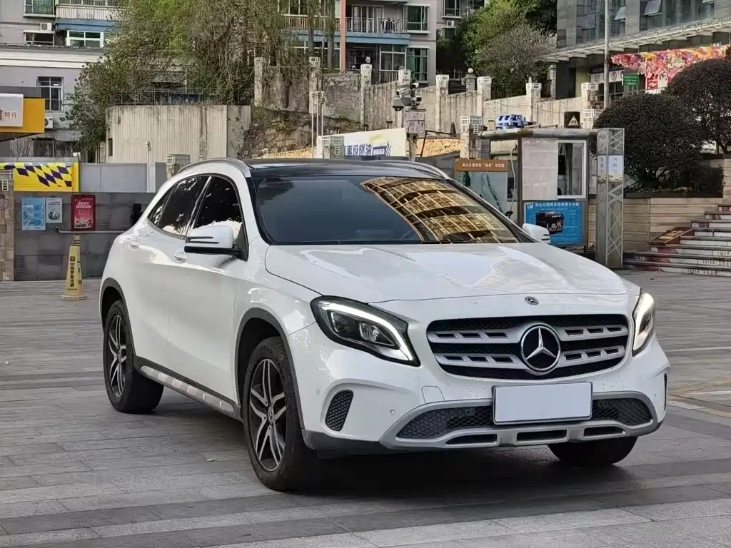 Mercedes-Benz GLA 2018 — фото 2