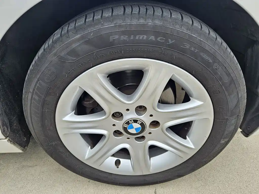 BMW 1 Series 2014 — фото 17