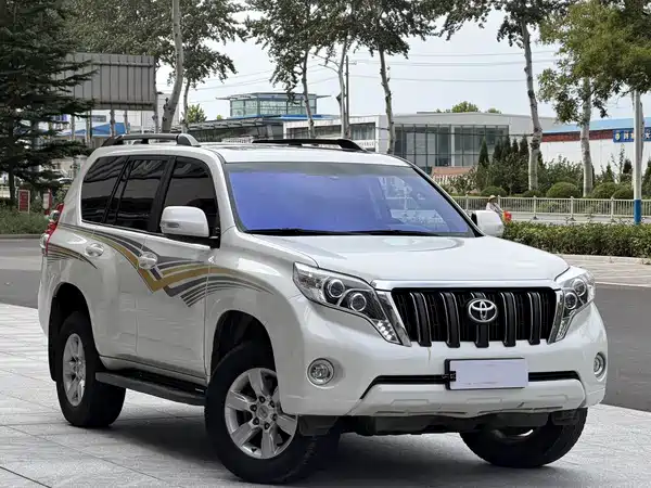 Toyota Prado 2016
