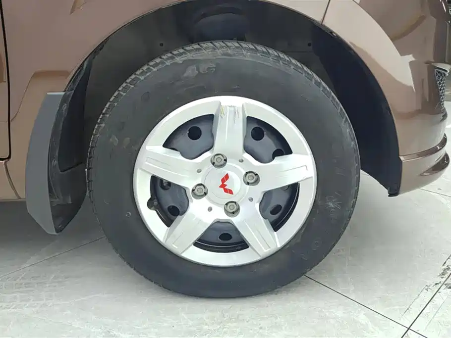 Wuling Hongguang 2023