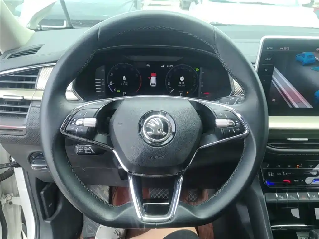 Skoda Kodiaq 2023 — фото 11