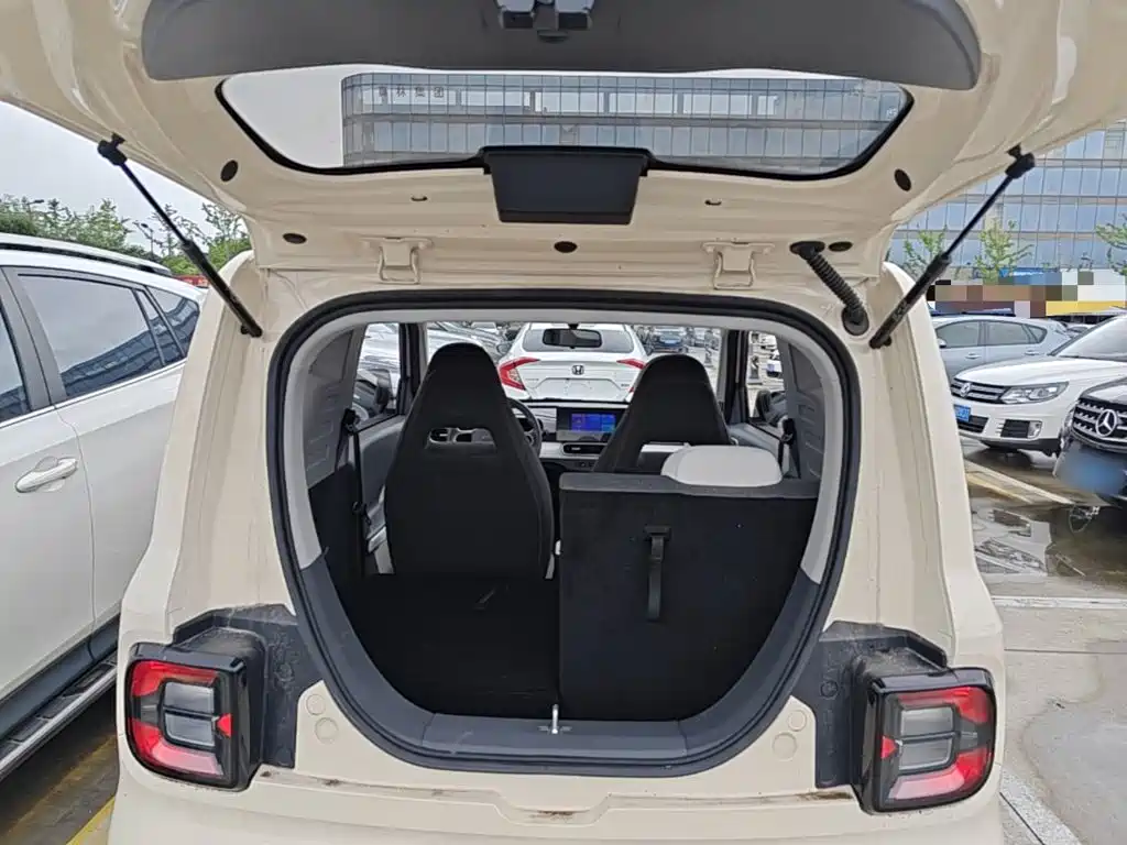 Geely Galaxy Panda 2025 — фото 19