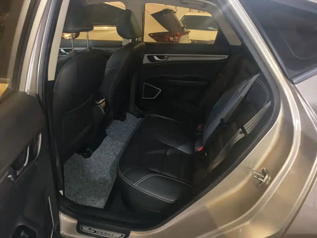 Geely Emgrand GS 2017 — фото 17