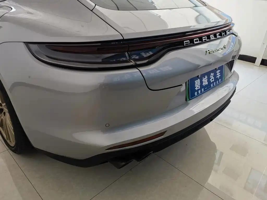 Porsche Panamera New Energy 2021 — фото 14