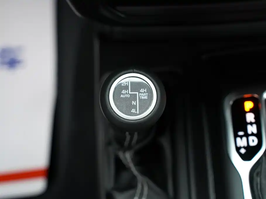 Jeep Wrangler 2021 — фото 22