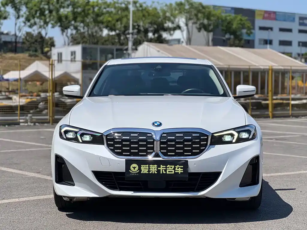 BMW i3 2024