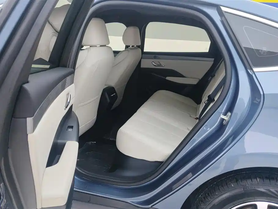 BYD Qin PLUS 2025 — фото 11