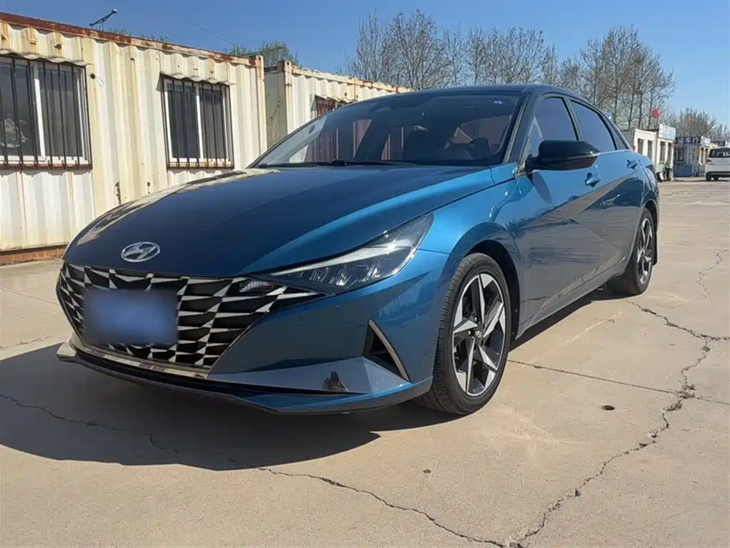 Hyundai Elantra 2021 — фото 2