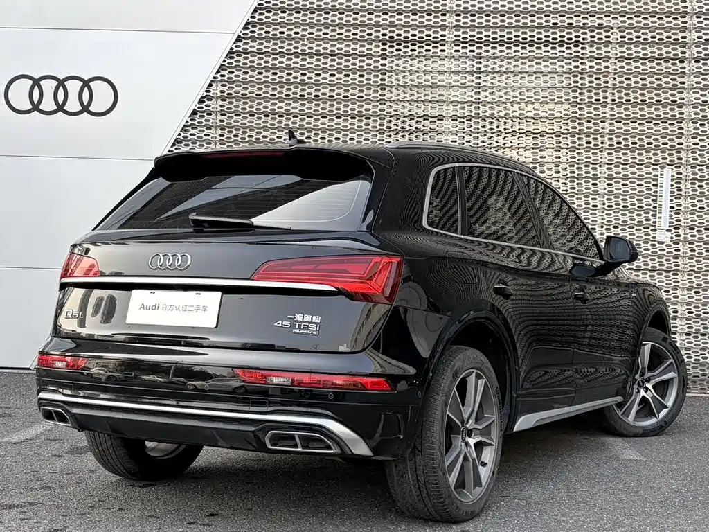 Audi Q5L 2022 — фото 4