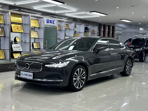 Volvo S90 2023